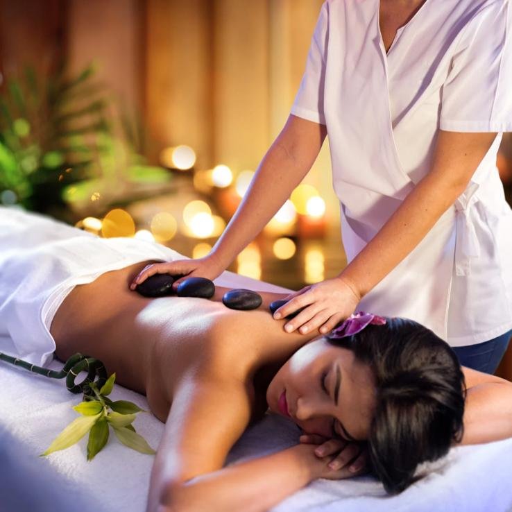 Hot Stone Massage at home in Seminyak by professional spa therapist